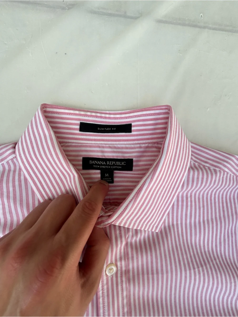 Banana Republic Pink & White Fine-Striped Dress Shirt